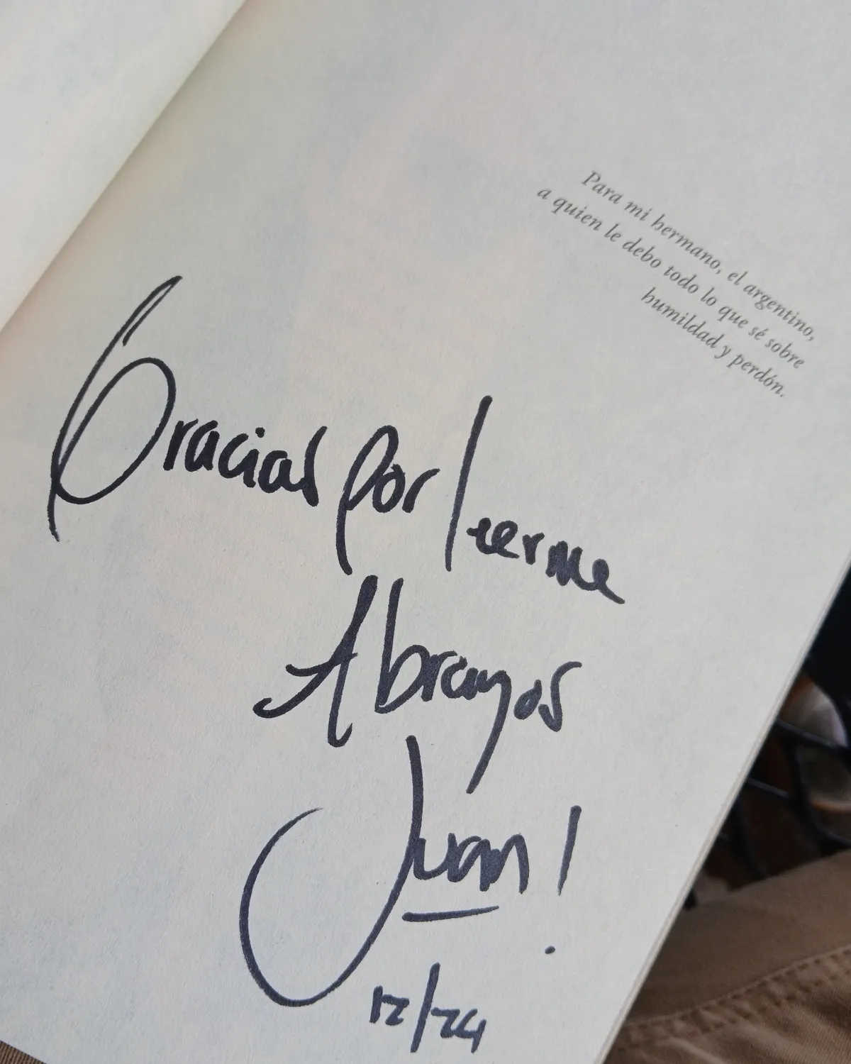 Libro firmado por planetajuan: «Gracias por leerme, abrazos»